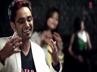 Husan Video Song ethumb-012.jpg