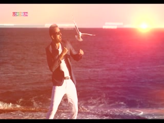 Brainwash Video Song ethumb-011.jpg