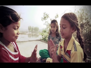 Loongi Video Song ethumb-008.jpg