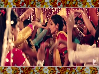 Red Suit Video Song ethumb-001.jpg