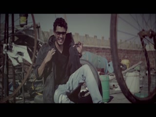 Saadi Sunny Leone Video Song ethumb-014.jpg