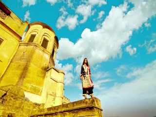 Sakeeriyaan Video Song ethumb-005.jpg