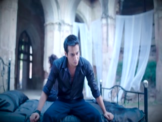 Jaan Jaan Video Song ethumb-005.jpg