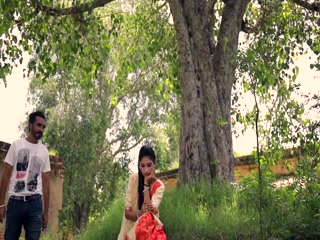 Farebi Video Song ethumb-006.jpg