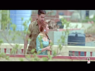 Gal Vakhri Video Song ethumb-008.jpg