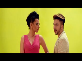 Aashiq Saarey Video Song ethumb-004.jpg