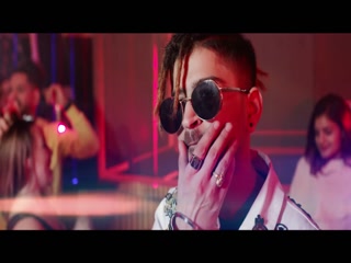 Balenciaga Video Song ethumb-008.jpg