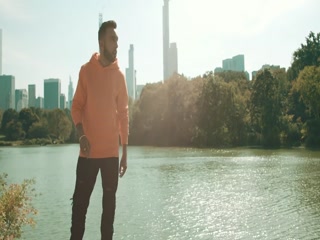 Vaari Video Song ethumb-008.jpg