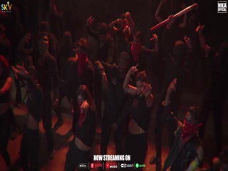 Befikra Video Song ethumb-008.jpg