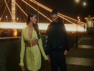 Nobody Compares Video Song ethumb-008.jpg