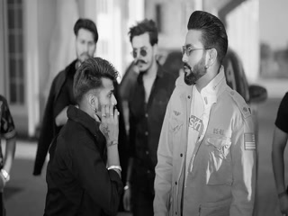 Badmash Video Song ethumb-008.jpg