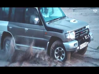 Busy Doin Nothin Video Song ethumb-008.jpg