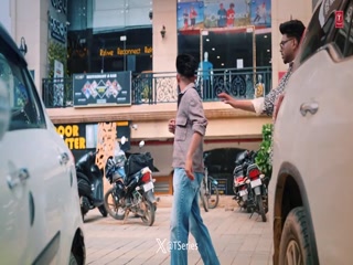 Lala Lala Video Song ethumb-008.jpg