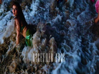 PARIS Video Song ethumb-003.jpg