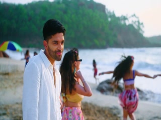 PARIS Video Song ethumb-007.jpg