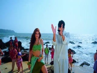 PARIS Video Song ethumb-008.jpg