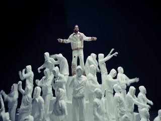 Top Fella Video Song ethumb-003.jpg